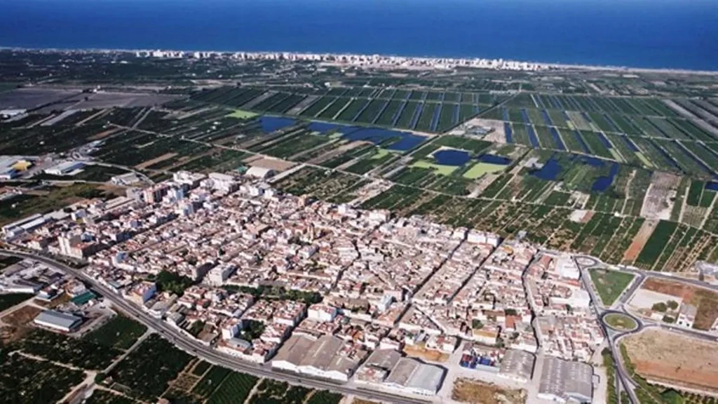 Xeraco recurrirá al TSJCV para frenar la instalación de una gasolinera en el núcleo urbano