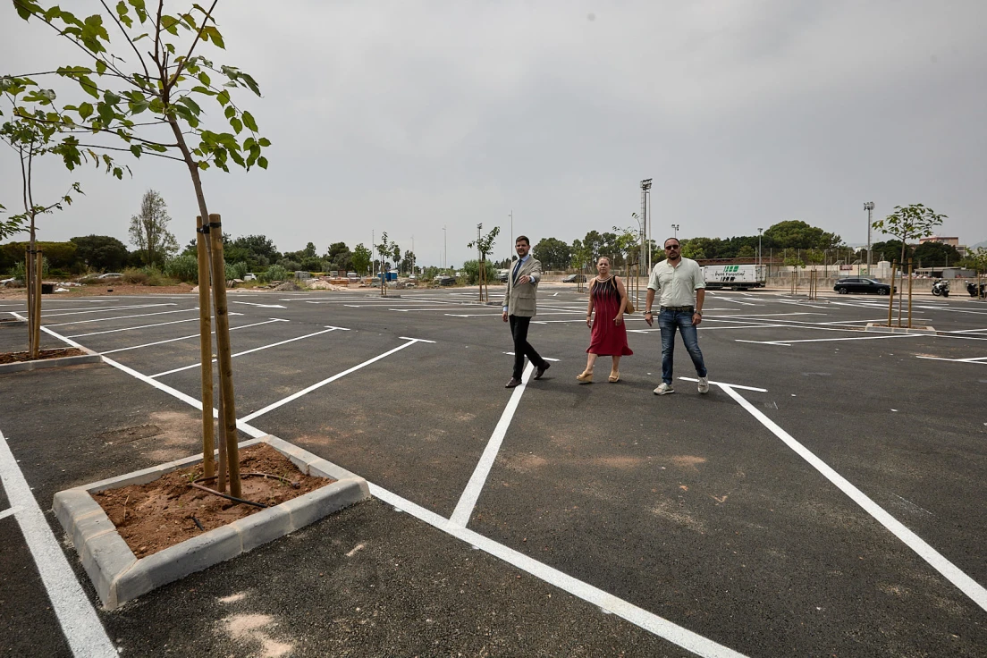 Concluyen las obras del nuevo aparcamiento en el Grau de Gandia con 170 plazas