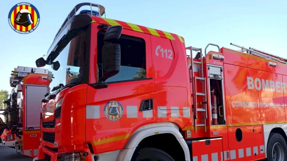 Extinguido un incendio en un comercio de la calle Pintor Joan de Joanes, en Gandia