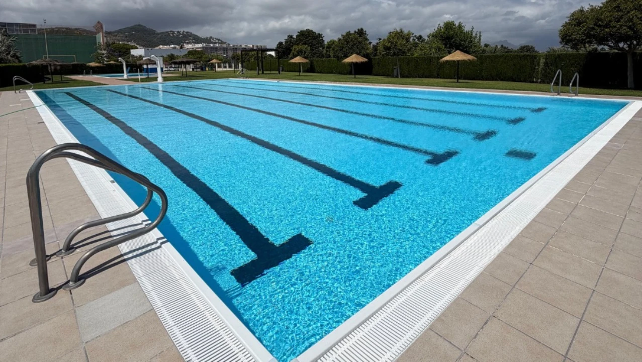 Otro cierre por contaminación fecal en la piscina de Oliva