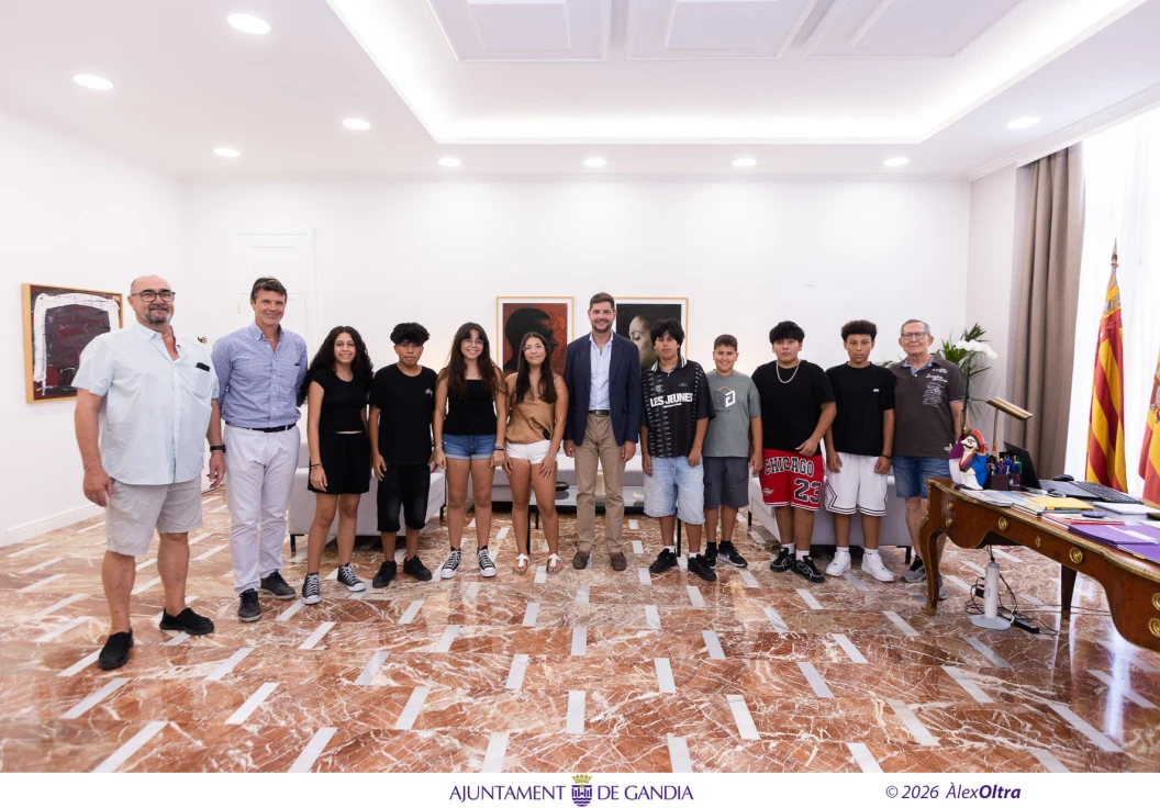 Reconocimiento al histórico éxito del Billar Club de Gandia en los Campeonatos de España sub15