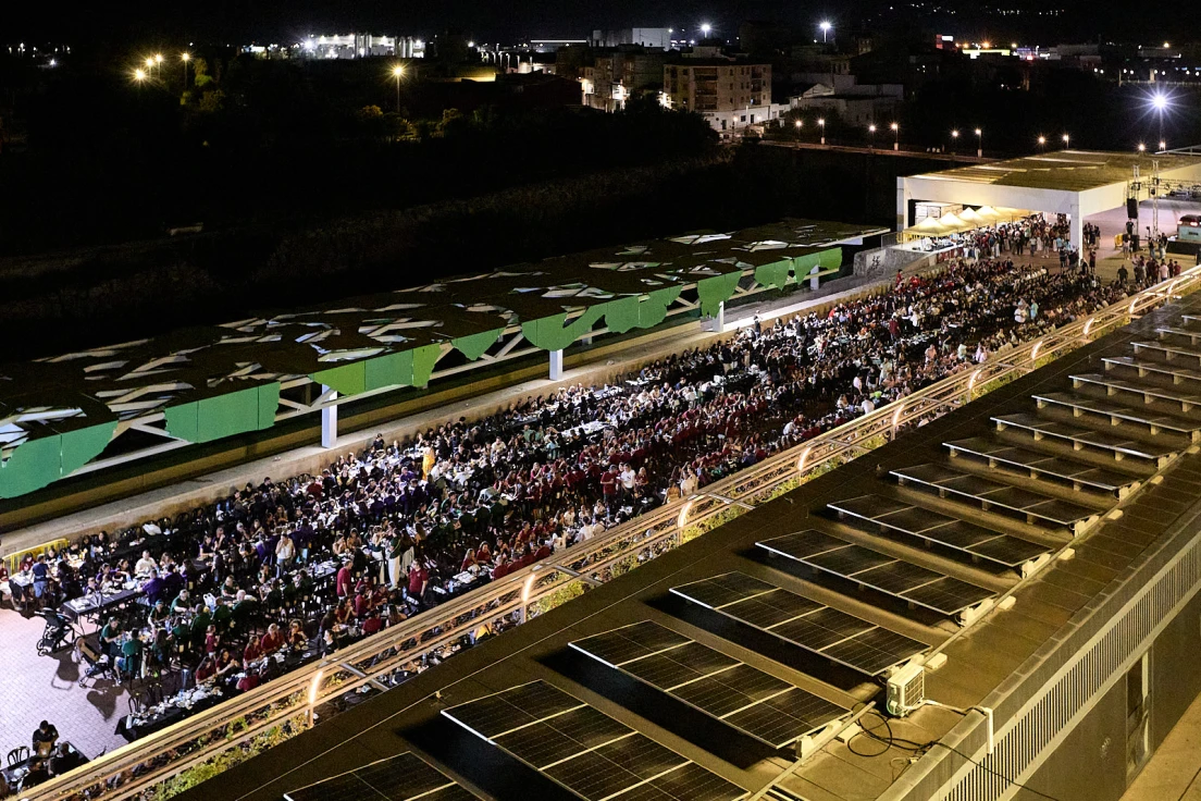 Gandia da la bienvenida al nuevo ejercicio fallero con el tradicional Sopar de Germanor