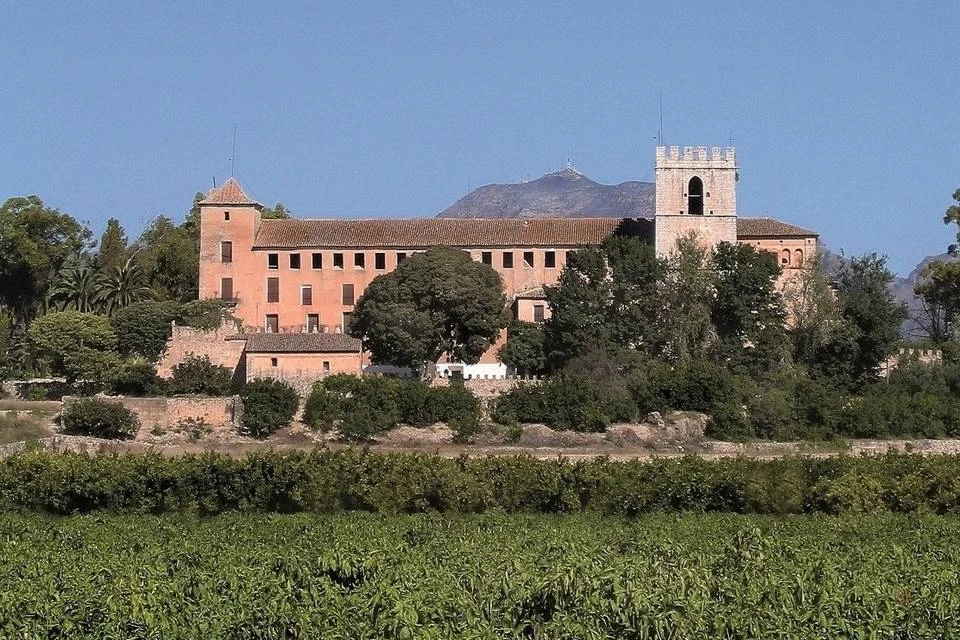 Un hotel con termalismo para Sant Jeroni de Cotalva