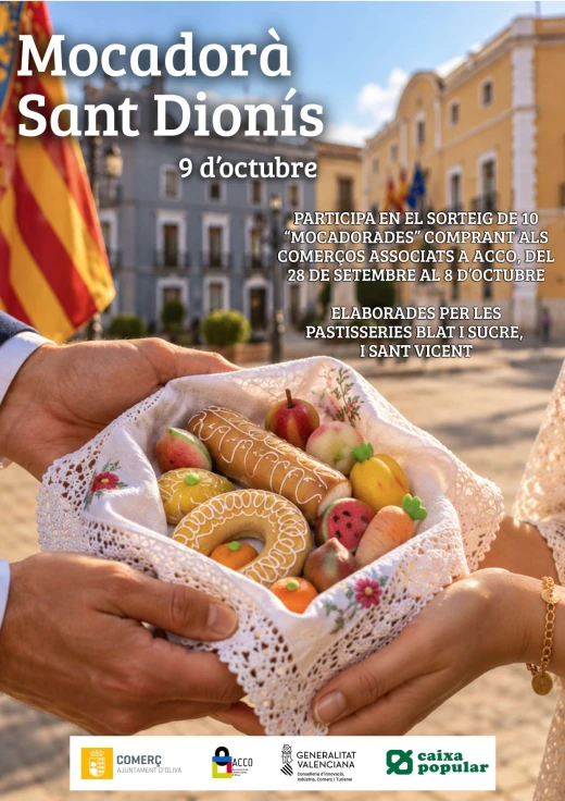 Tradición y comercio local se dan la mano en una nueva edición de la 'Mocadorà' en Oliva
