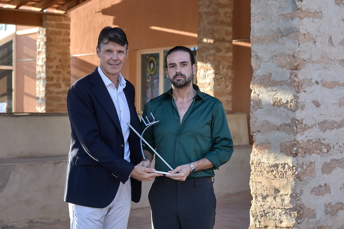 Vicent Lloret gana el IX Premi de Poesia de Beniopa Pare Miret