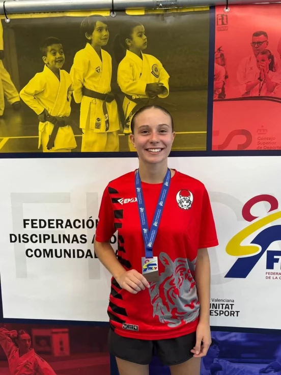 Marta Cabrera sube al podio en la primera jornada de la Liga Autonómica de Karate