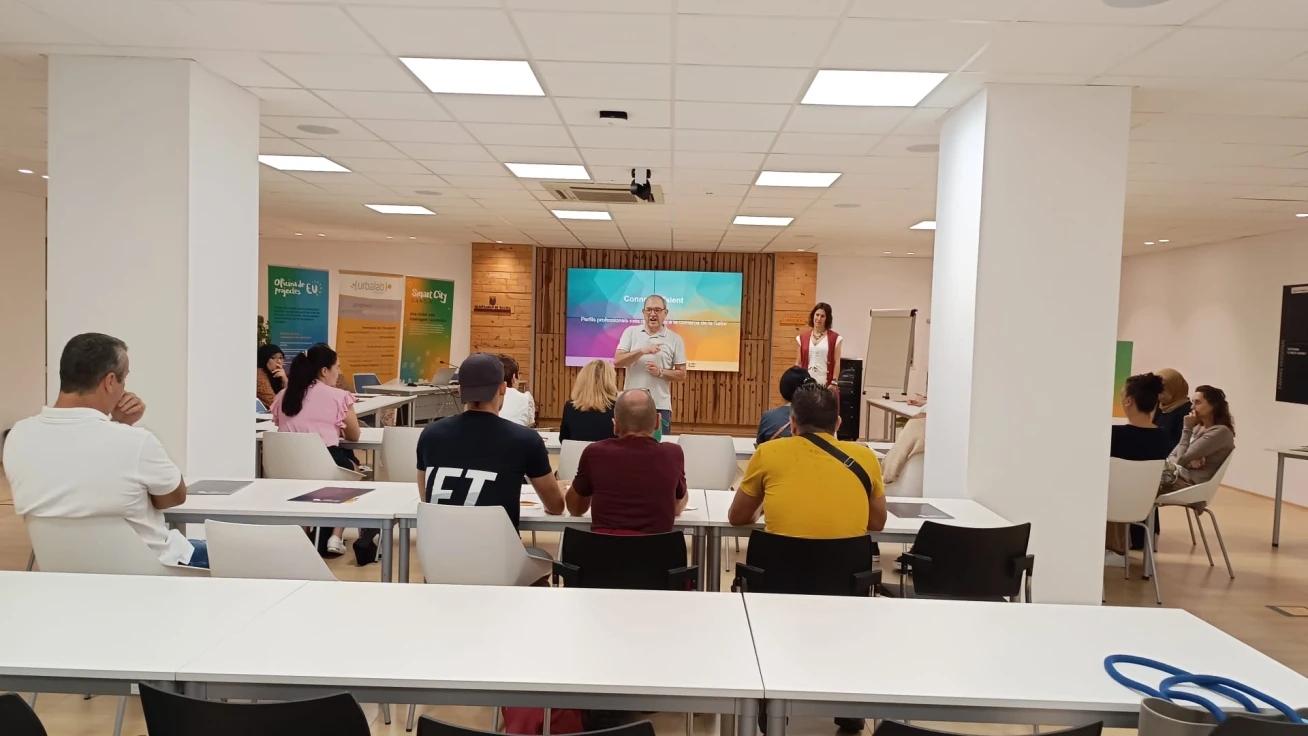 Urbalab Gandia impulsa un programa de formación destinado a reforzar la gestión de organizaciones sociales