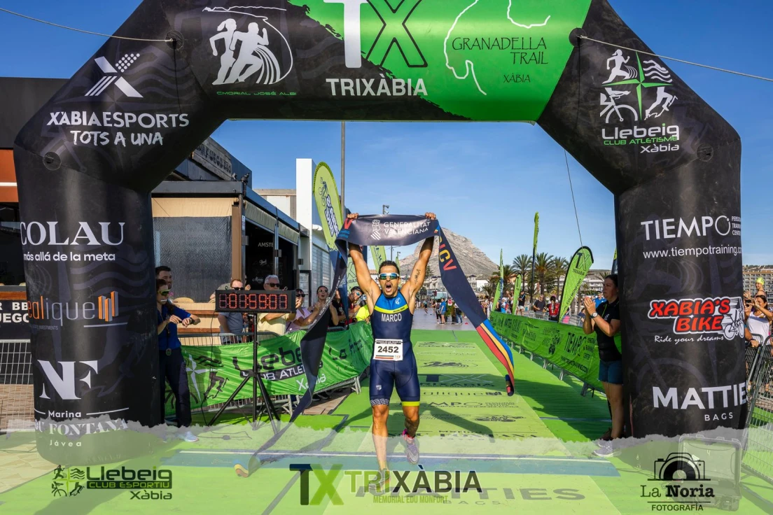 Sergio Marco, campeón absoluto del XXVI Triatlón de Cullera