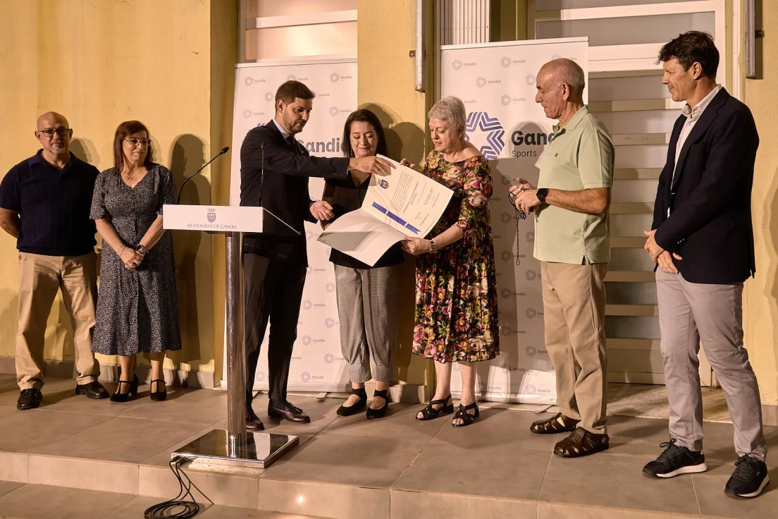 Gandia rinde homenaje a Antonio Climent 'Misteri' con la entrega póstuma del Escudo de Oro de la ciudad