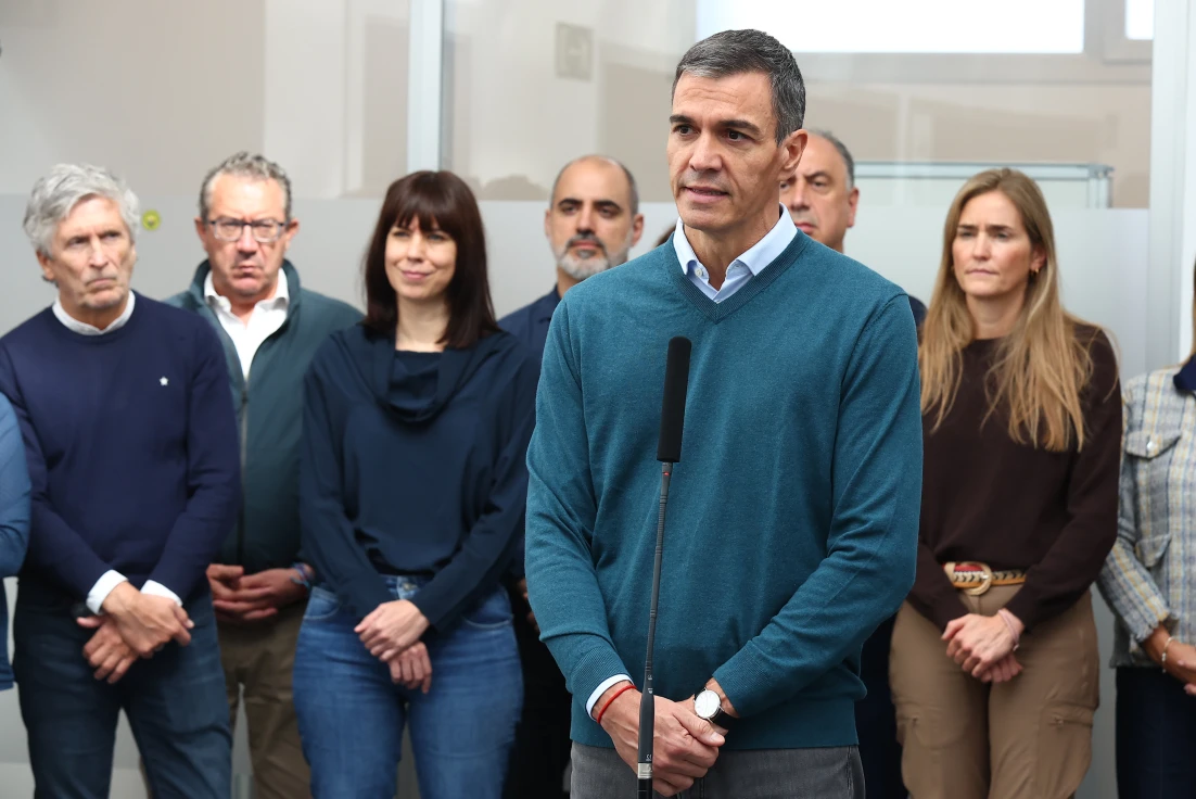 Pedro Sánchez anuncia en Oliva la declaración de zona catastrófica para los municipios más castigados por la DANA Adam