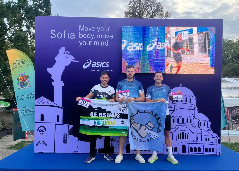 El atletismo de Villalonga y La Font cruza fronteras