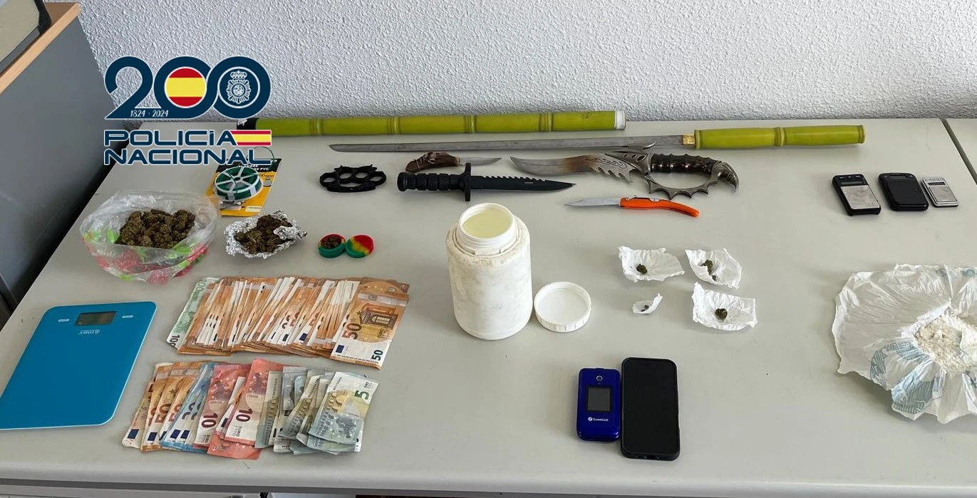 La Policía Nacional desmantela tres puntos de venta de droga en Gandia y detiene a seis personas