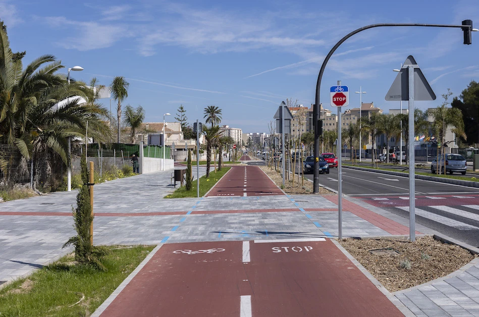 Gandia anuncia cortes de tráfico por obras de asfaltado para mañana y pasado