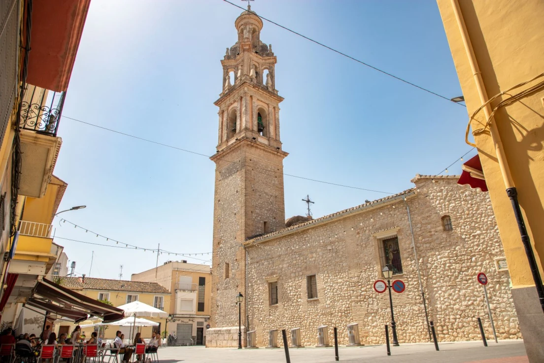 Compromís plantea una celebración especial por los 50 años de enseñanza en valenciano en Almoines