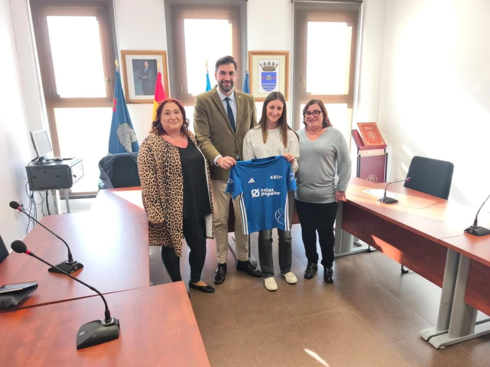 Beniflà homenajea a Patricia Martí tras conquistar la Copa Caixa Popular de Raspall Femení 2025