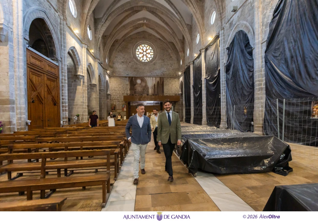 El vicepresidente de la Generalitat visita las obras de la Colegiata de Gandia