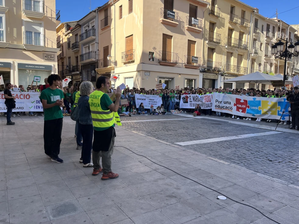 La huelga educativa comienza con fuerza en Gandia