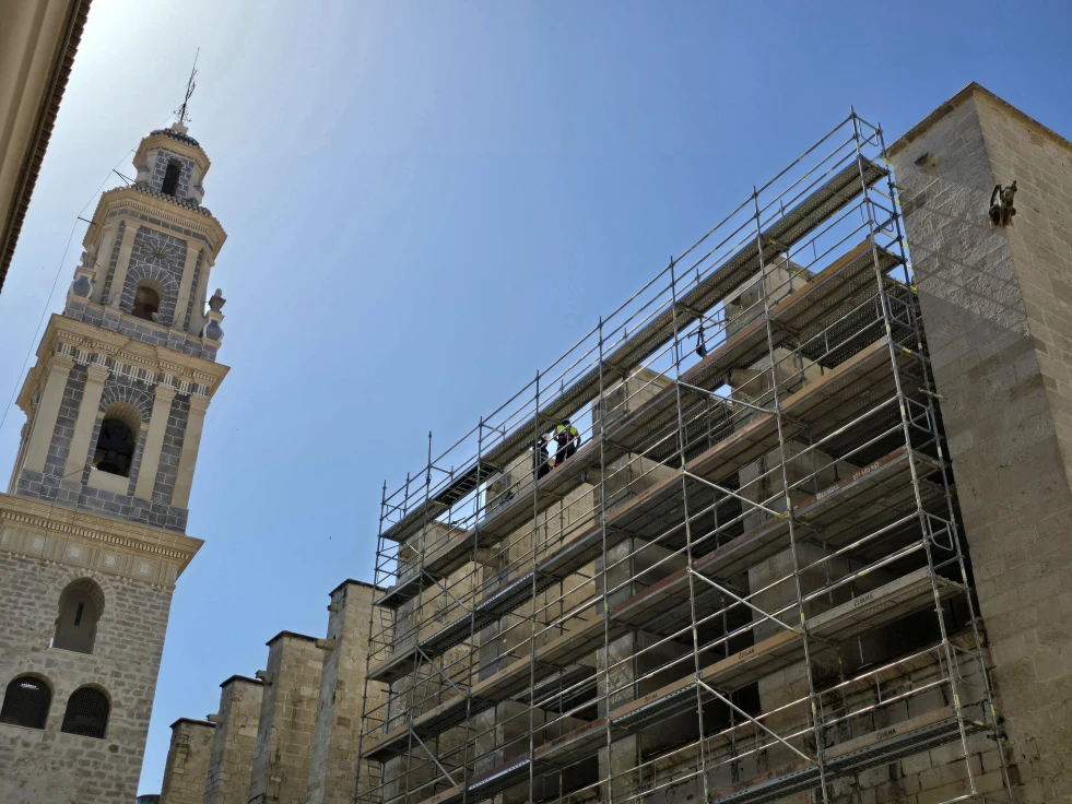 La Colegiata de Gandia hace balance de las obras de reparación