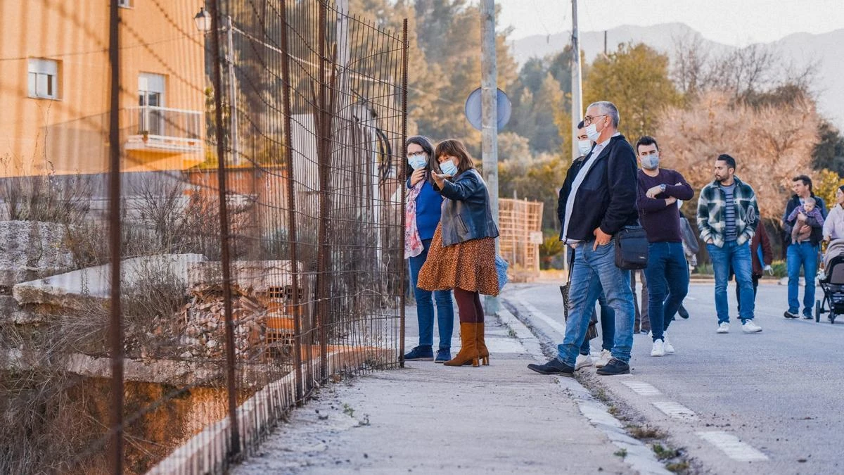 Potries convoca una concentración para reclamar a la Generalitat la construcción de la residencia y centro de día