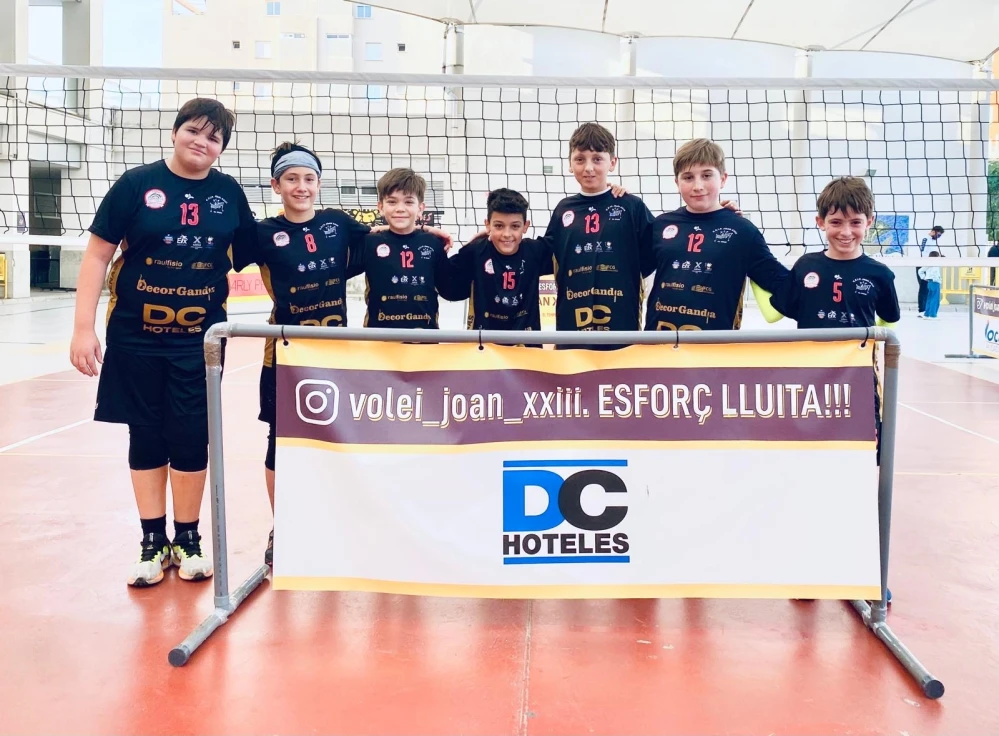 El CV Arenas recupera el mejor voleibol alevín