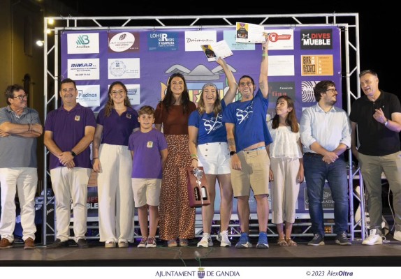 Mónica Richart y Ernesto Llamera ganan el II Concurso Amater de Fideuà de Gandia