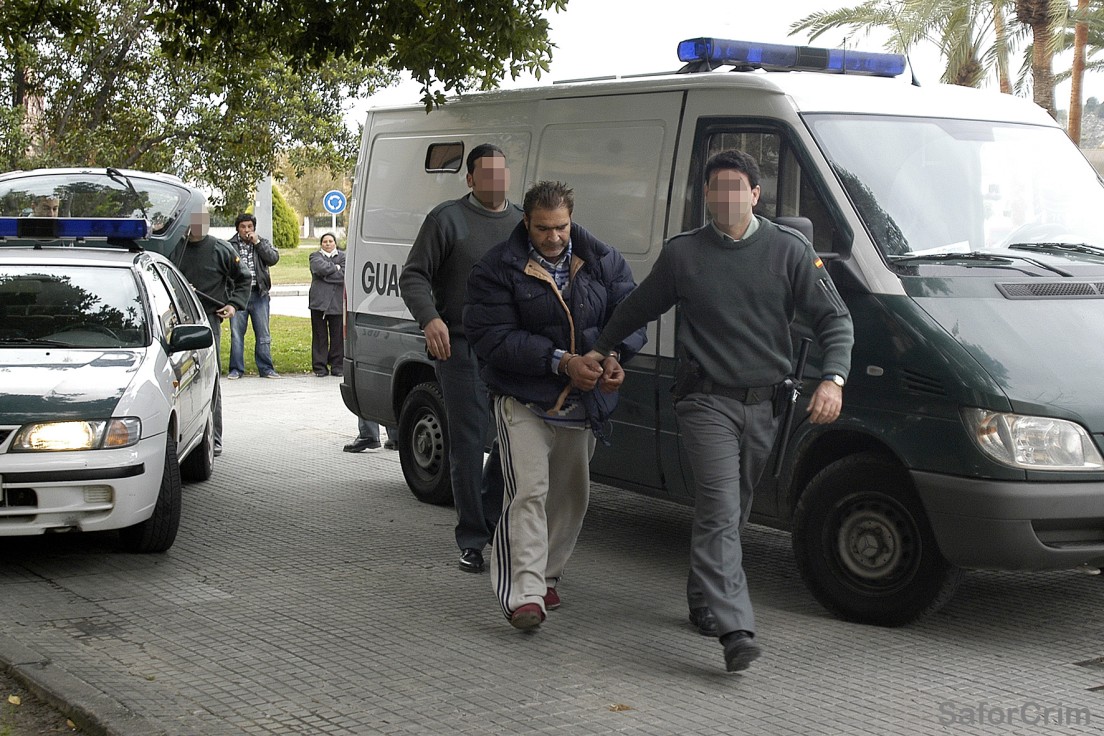 El crimen de la tapa de acequia de Oliva