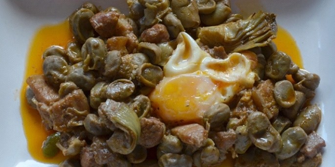 Faves sacsades, receta ideal para estos días de Semana Santa