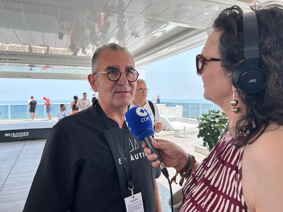 Alejandro Marí y el Nàutic d'Oliva en la Fideuá de Gandia