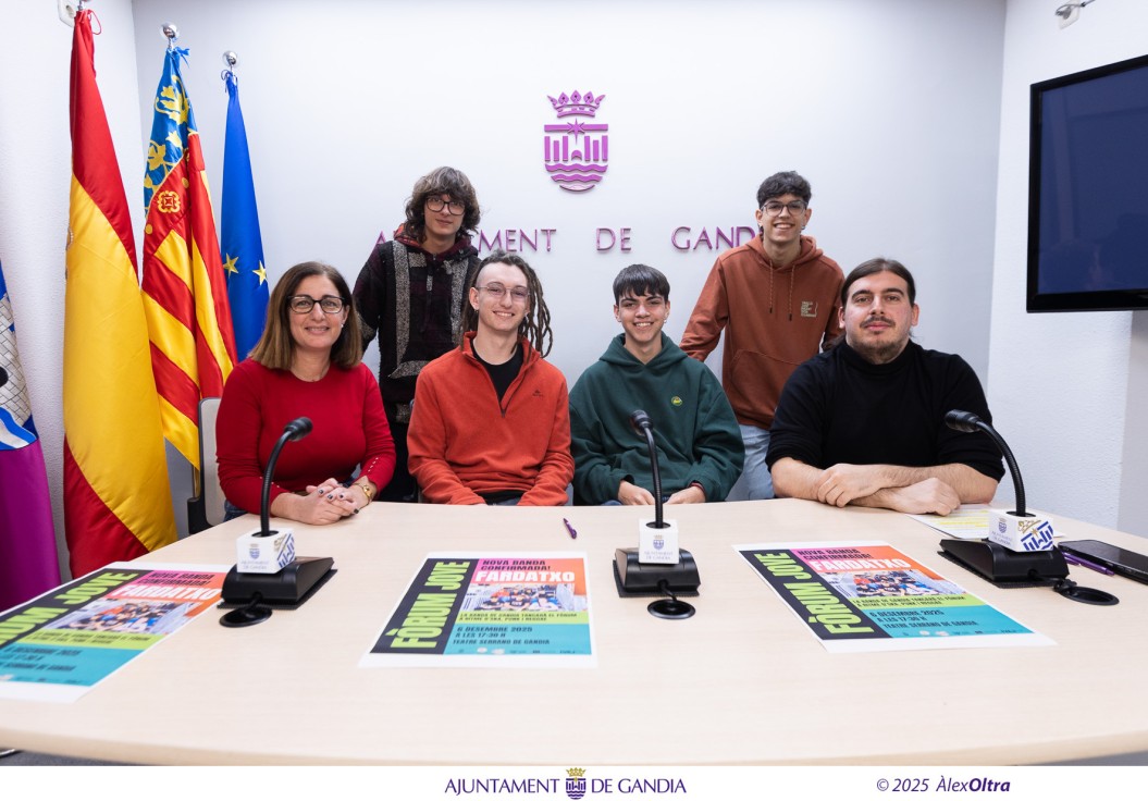 Gandia celebra mañana el Forum Jove con actuaciones de Sara Socas y Fardatxo