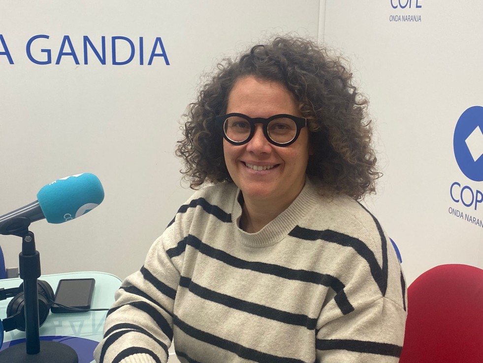 Alicia Izquierdo cede la portavocía del grupo municipal pero no deja la política