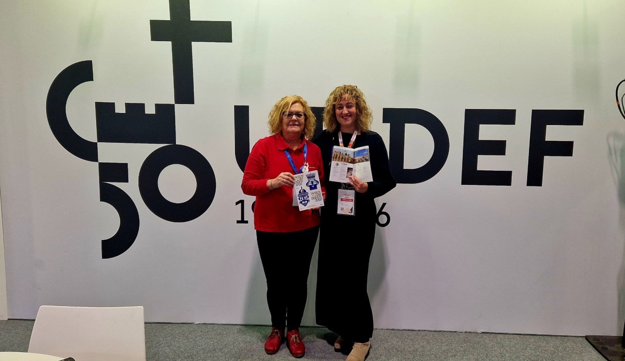 Piles se promociona en FITUR como destino sostenible y de turismo activo