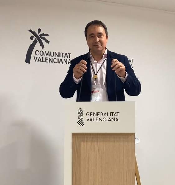 Oliva muestra su cultura y gastronomía en FITUR de la mano de Salvador Llopis