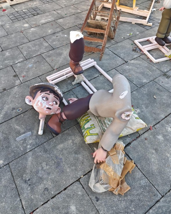 La Falla Prado agradece las muestras de apoyo tras sufrir actos vandálicos en su monumento