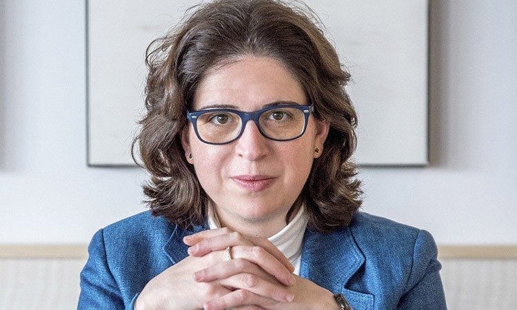 Oliva programa su poefesta para el 8 de mayo