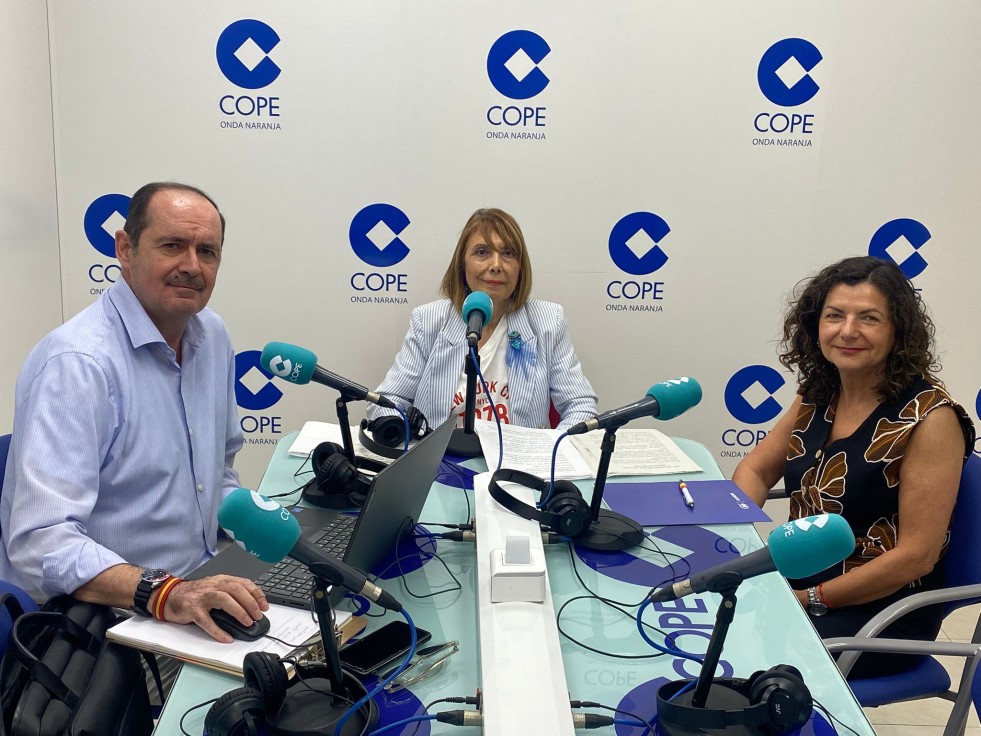 La refrigeración en las aulas y las listas de espera en escoletas a debate