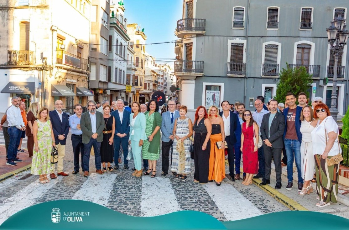 Oliva inaugura su Casa de Cultura