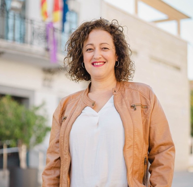 Cristina Fornet, alcaldesa de Piles, nos presenta los presupuestos para 2027