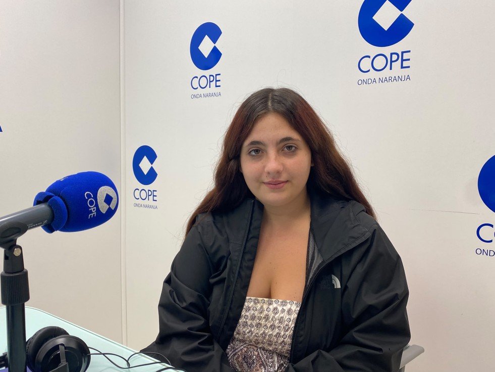 Habla Ana Herreros, la influencer acosada por 15 "jóvenes" en Bellreguard