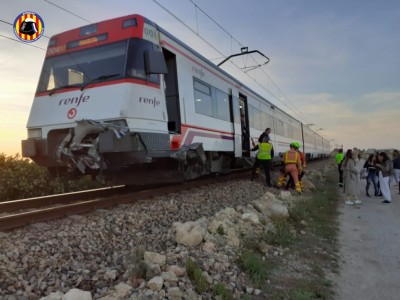 Dos heridos en un accidente en la línea de tren Gandia-València a la altura de Cullera