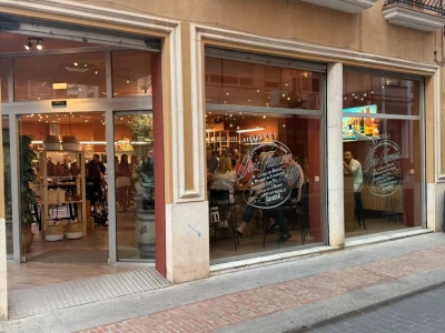 Una nueva propuesta gastronómica en el Centro de Gandia