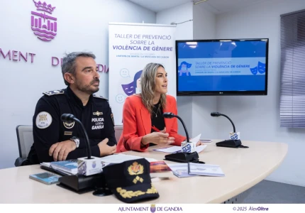Más de 1.500 escolares de Gandia refuerzan la prevención de la violencia de género con el taller 'La Máscara del Amor'