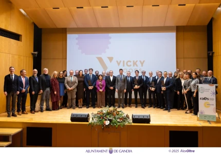 El alcalde de Gandia apuesta por la inversión, el talento y la colaboración públicoprivada como ejes del crecimiento en los Premios FAES