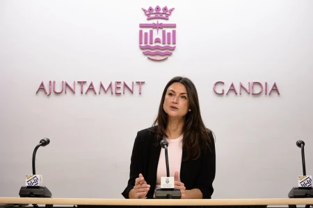 La Biblioteca Central de Gandia amplía su horario por Navidad