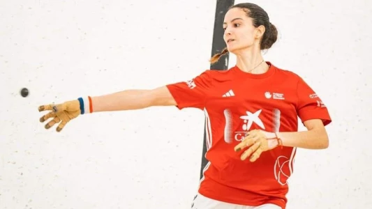 La vallera Júlia Andrada se alza con el Trofeu Roser de Raspall Professional Femení