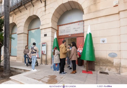 Gandia vive un gran ambiente navideño con talleres y visitas mágicas