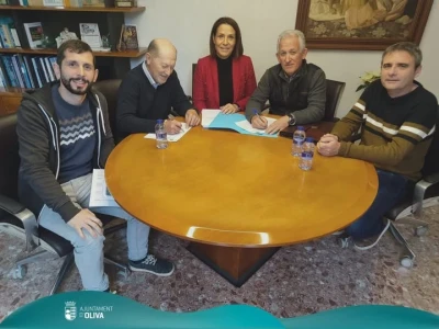 Oliva sigue con las medidas para controlar la plaga de jabalíes implicando a los cazadores