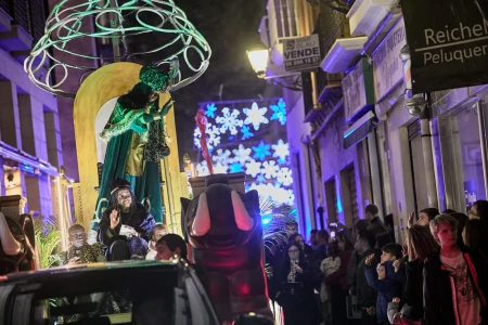 Vox denuncia que ya 'advirtió' de la necesidad de suspender la Cabalgata de Reyes en Gandia