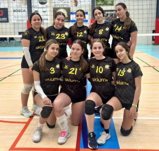 El CV Real de Gandia vence al temporal y firma un fin de semana de carácter