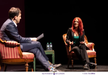 Sara García apuesta por la ciencia y la igualdad en 'Gandia Pensa'