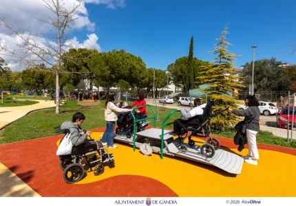 Un parque que les da vida: juegos infantiles inclusivos en Gandia
